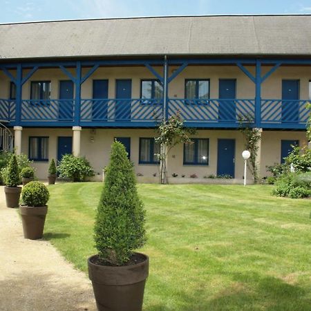 Hotel Capricorne Вандом Экстерьер фото