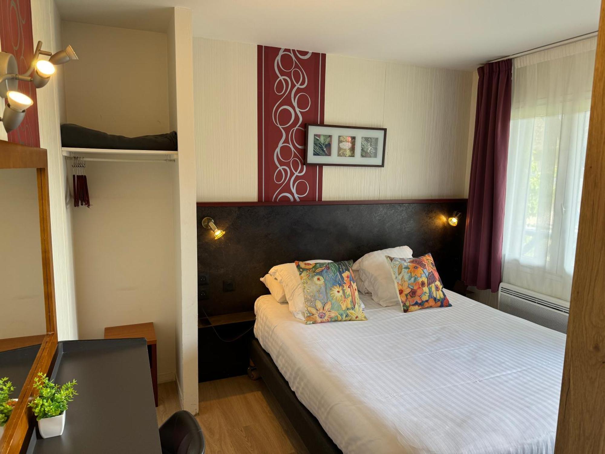 Hotel Capricorne Вандом Экстерьер фото