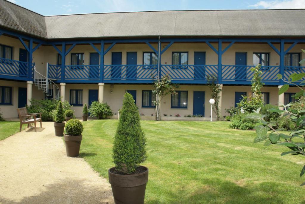 Hotel Capricorne Вандом Экстерьер фото